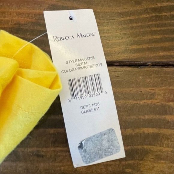 Rebecca Malone‎ Floral 3D Printed Bright Yellow T-Shirt NWT Women's Medium - Picture 8 of 9